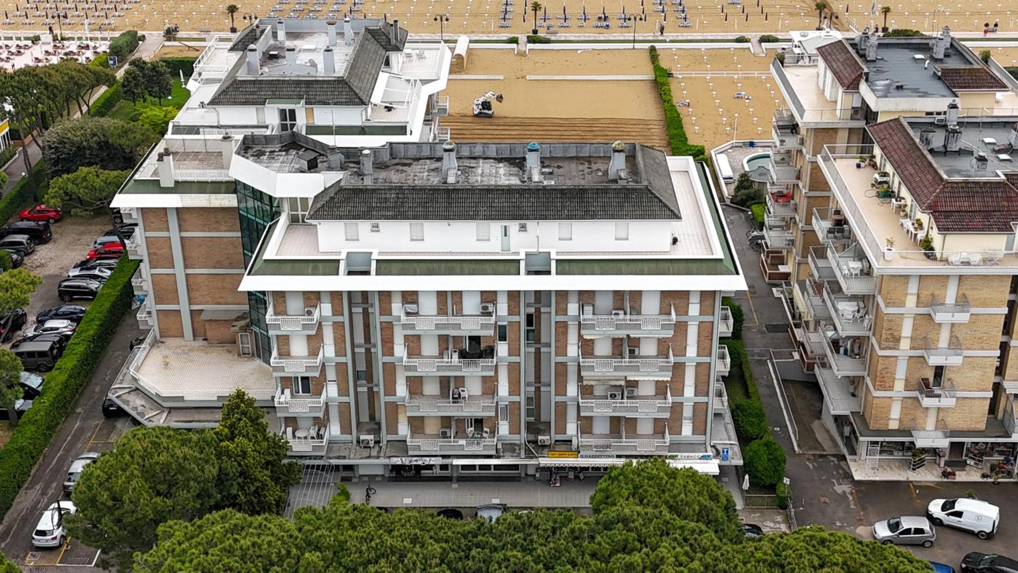 Jesolo Beach! Fronte Mare - Piscina Park E Posto Spiaggia Inclusi 外观 照片